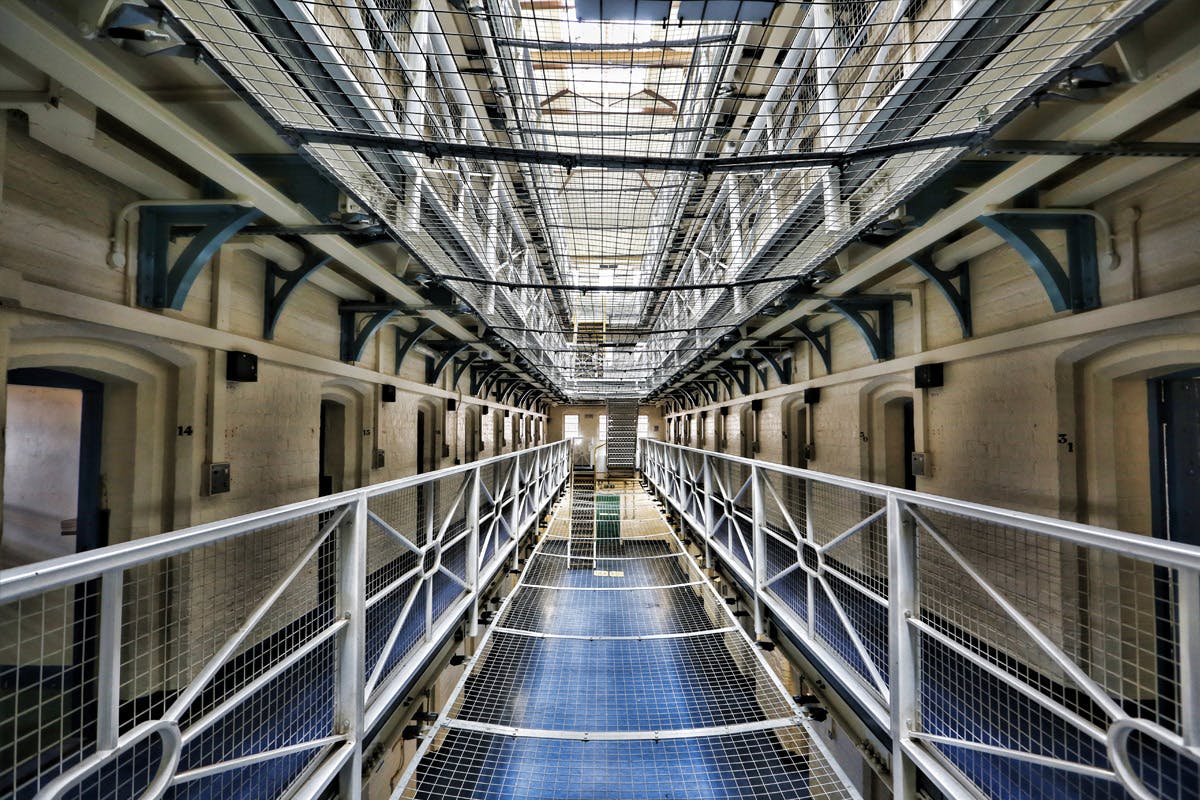 jail tour london