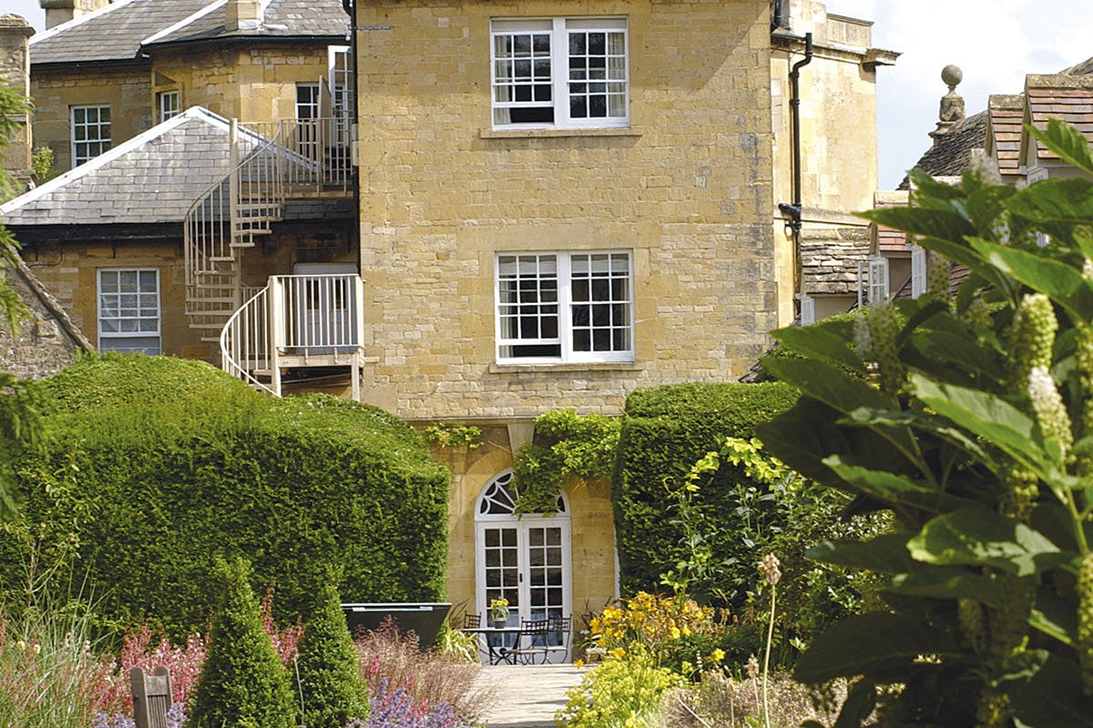 One Night Boutique Escape With Dinner For Two At Cotswold House Hotel Spa