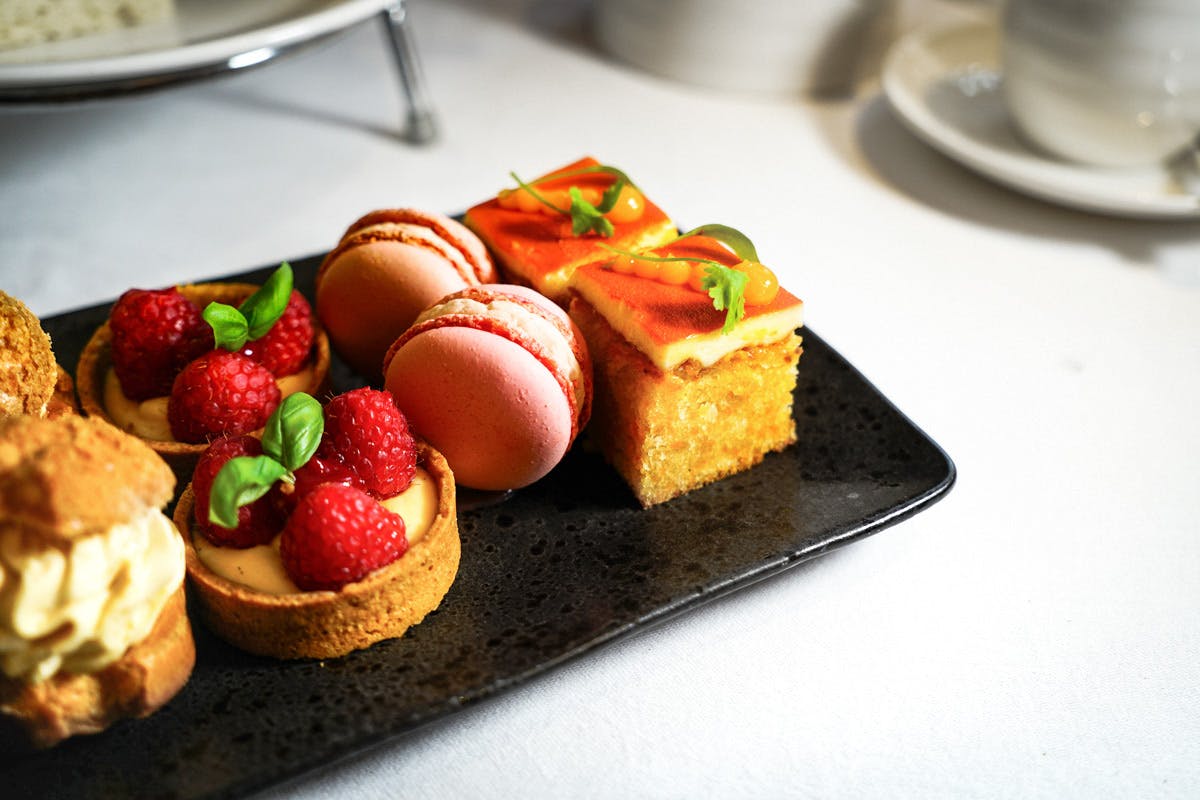 One Night Break with Afternoon Tea and Prosecco for Two at the 5* Roseate Reading