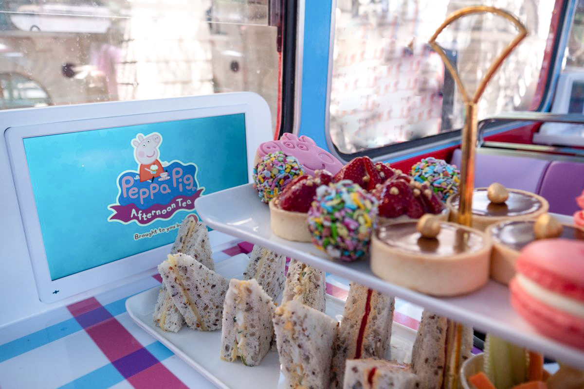 Peppa Pig Afternoon Tea Bus Tour For One Adult