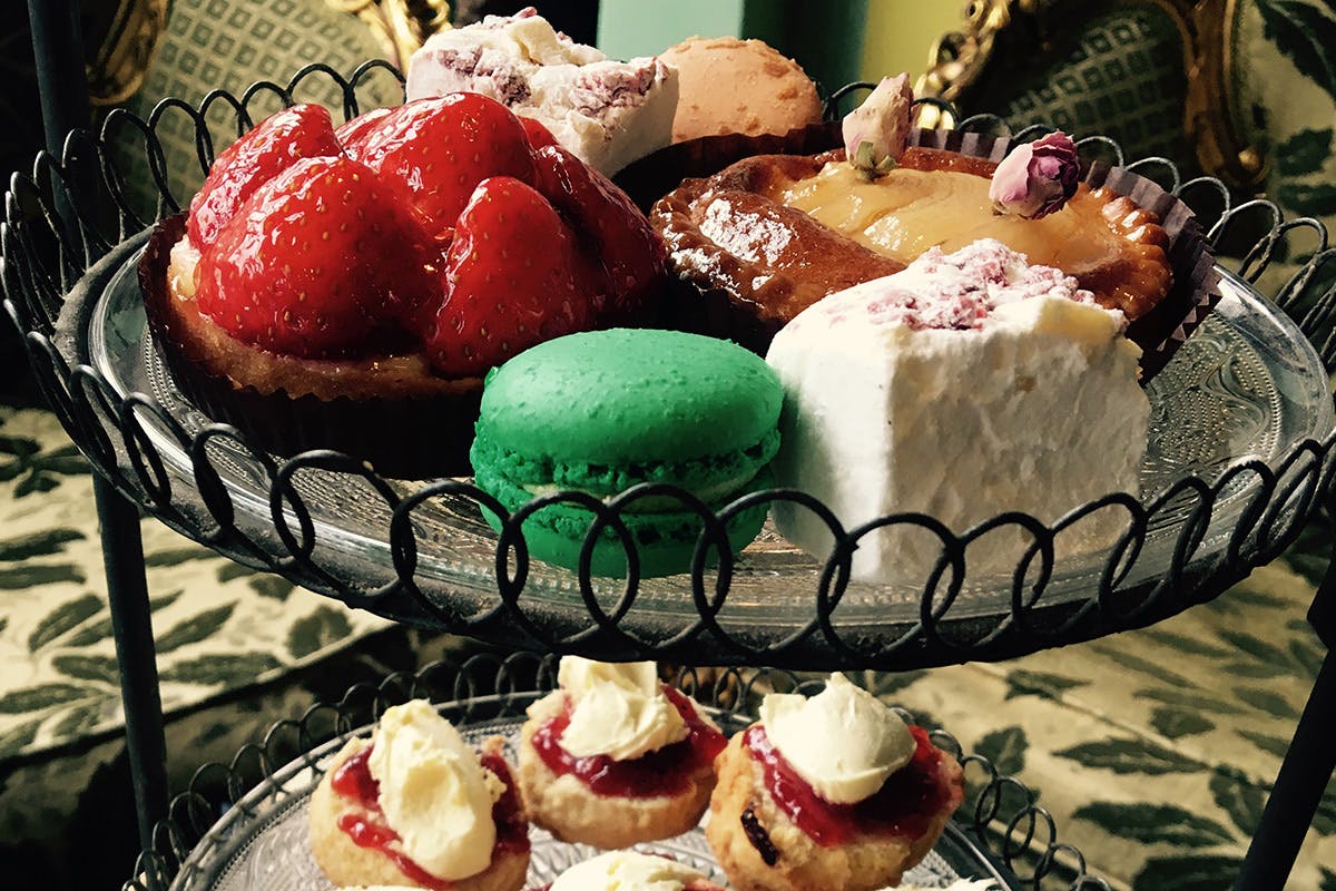 Prosecco Afternoon Tea for Two at Metrodeco Tea Salon, Brighton