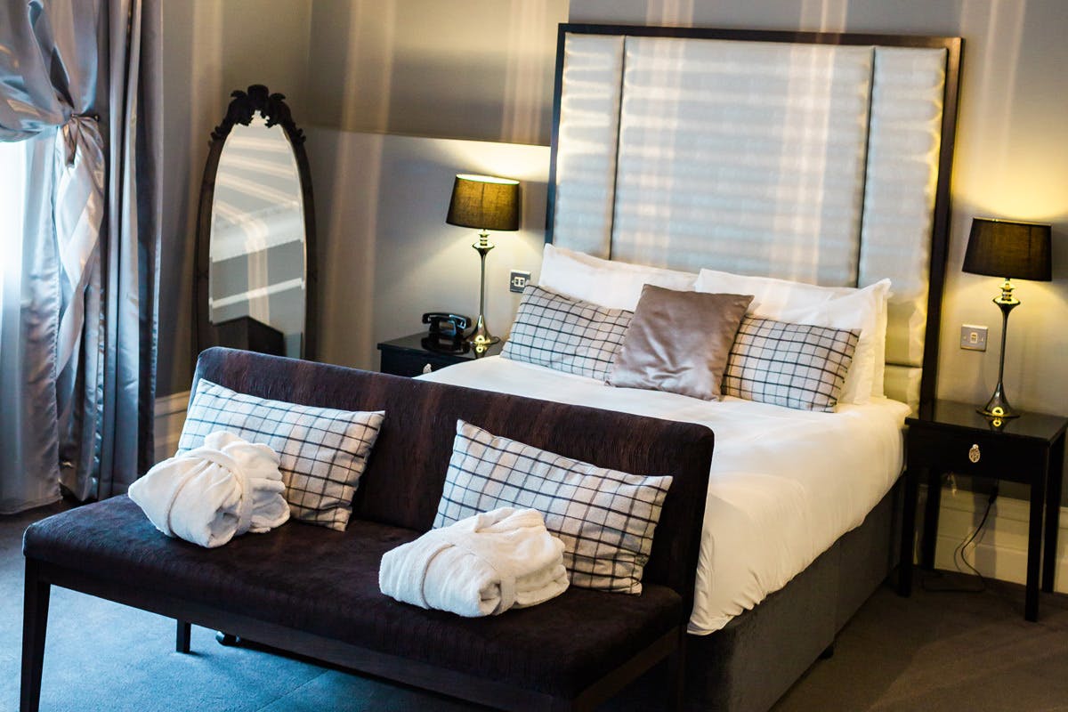 Two Night Ely Break for Two at the Poets House Hotel & Restaurant