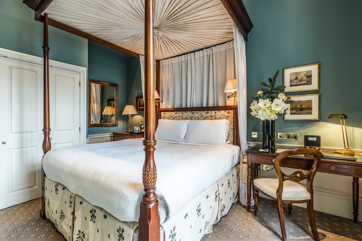 Two Night London Break for Two at the Luxury Roseate House