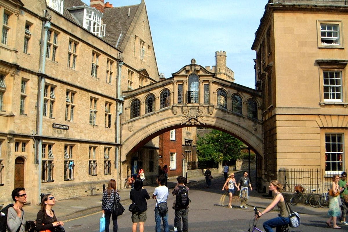 University and City of Oxford Walking Tour for Two