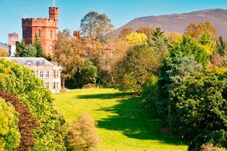 One Night Romantic Escape with Prosecco and Dinner for Two at Ruthin Castle