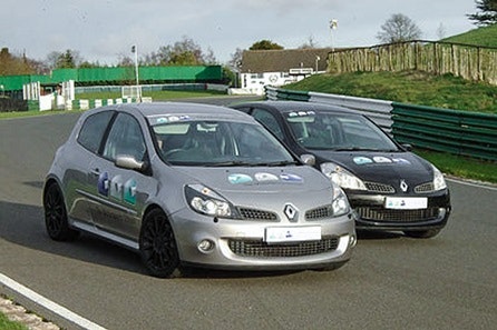 Clio RS 197/200 Four Lap Professional Race Driving Tuition