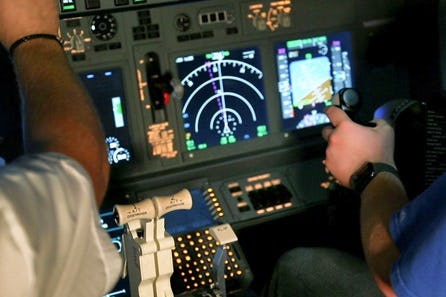 Flight Simulator Experience Aboard a Boeing 737 - 120 minutes