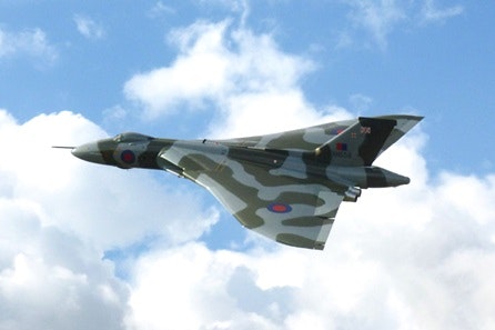 Fly the World's Only Vulcan Bomber Flight Simulator - 60 minutes