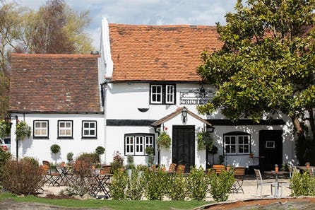 Two Course Meal with Prosecco for Two at Raymond Blanc’s White Brasserie Gastro Pubs