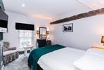 One Night Break with Dinner for Two at Villiers Hotel
